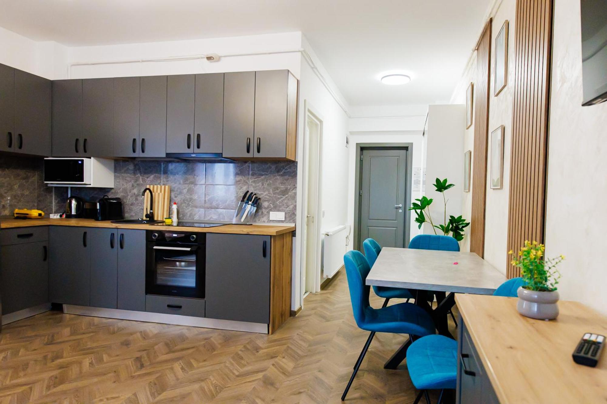 Luxury Lazar Towers Palas Mall Area Iasi Exterior photo