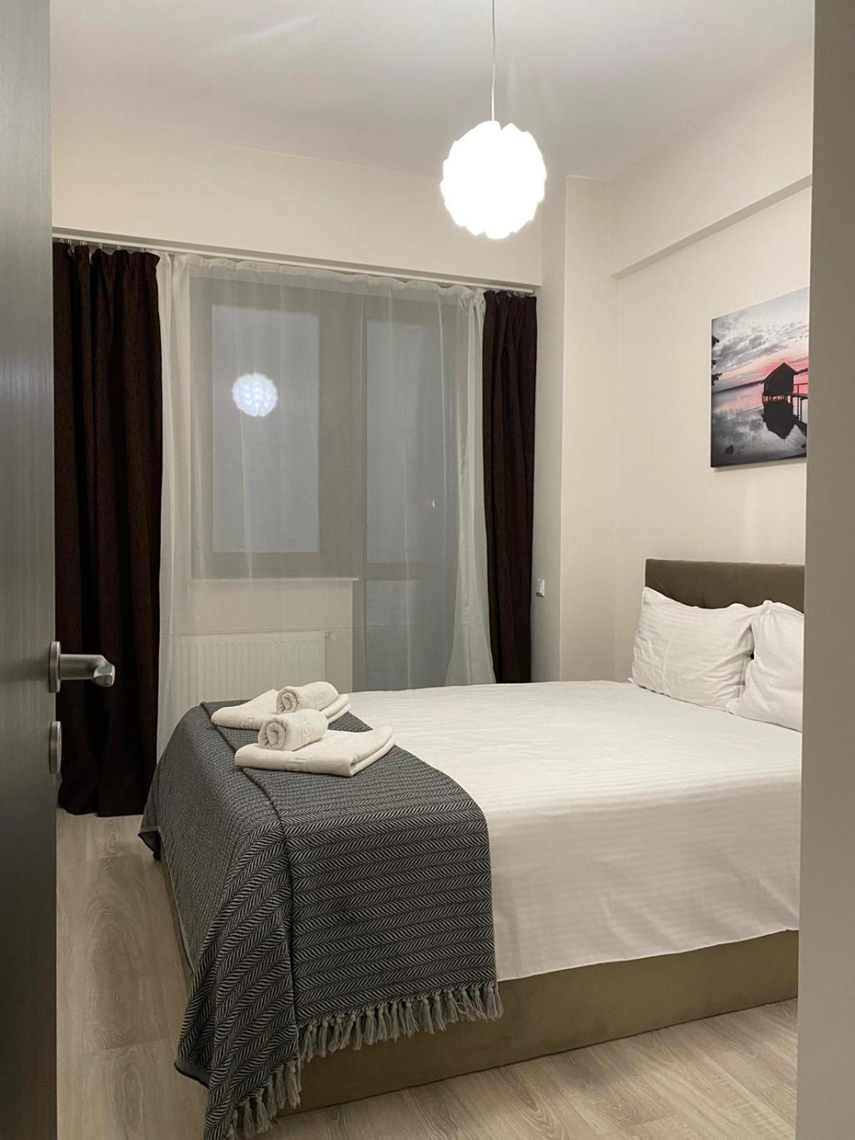 Luxury Lazar Towers Palas Mall Area Iasi Exterior photo