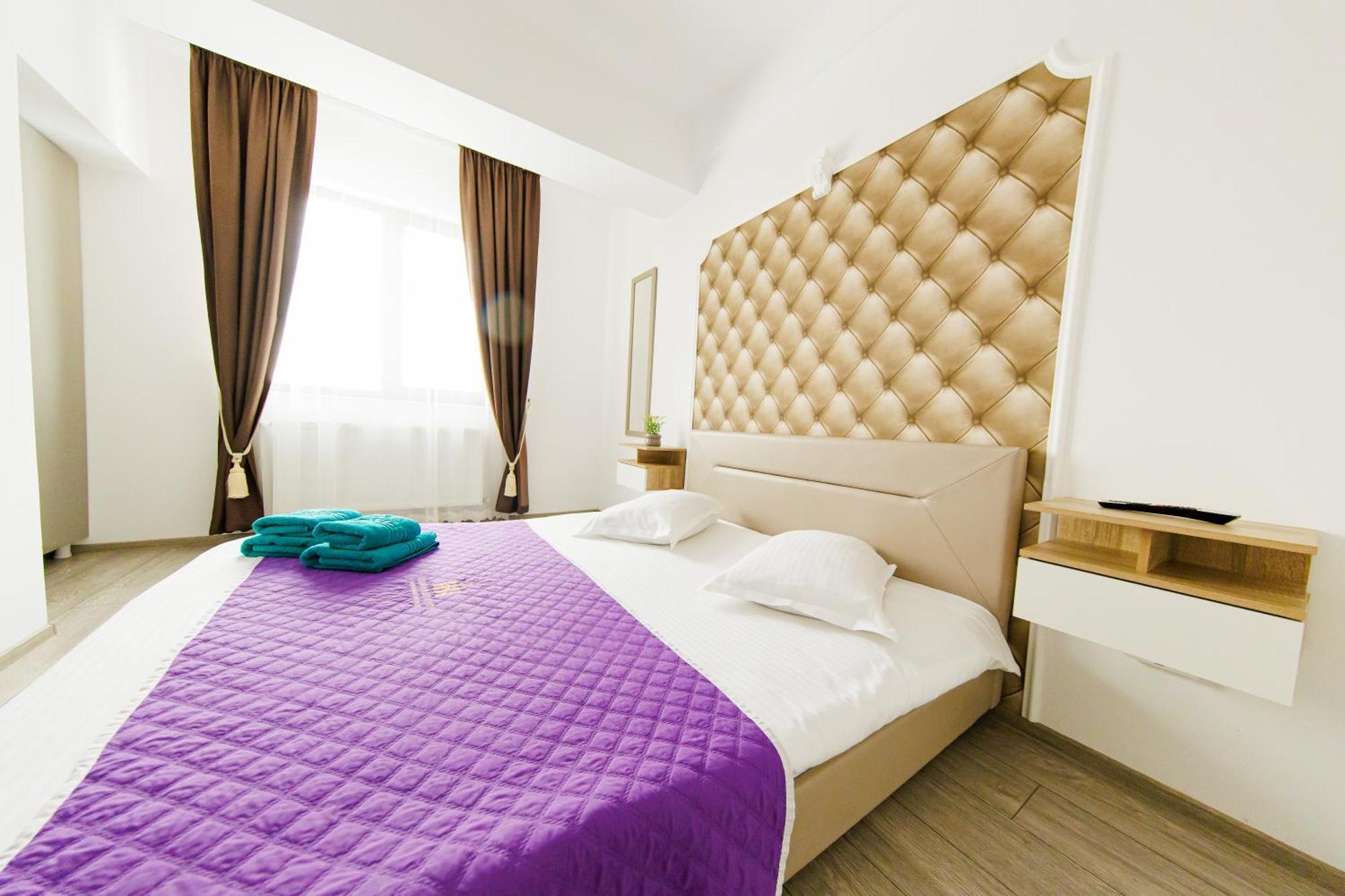 Luxury Lazar Towers Palas Mall Area Iasi Exterior photo
