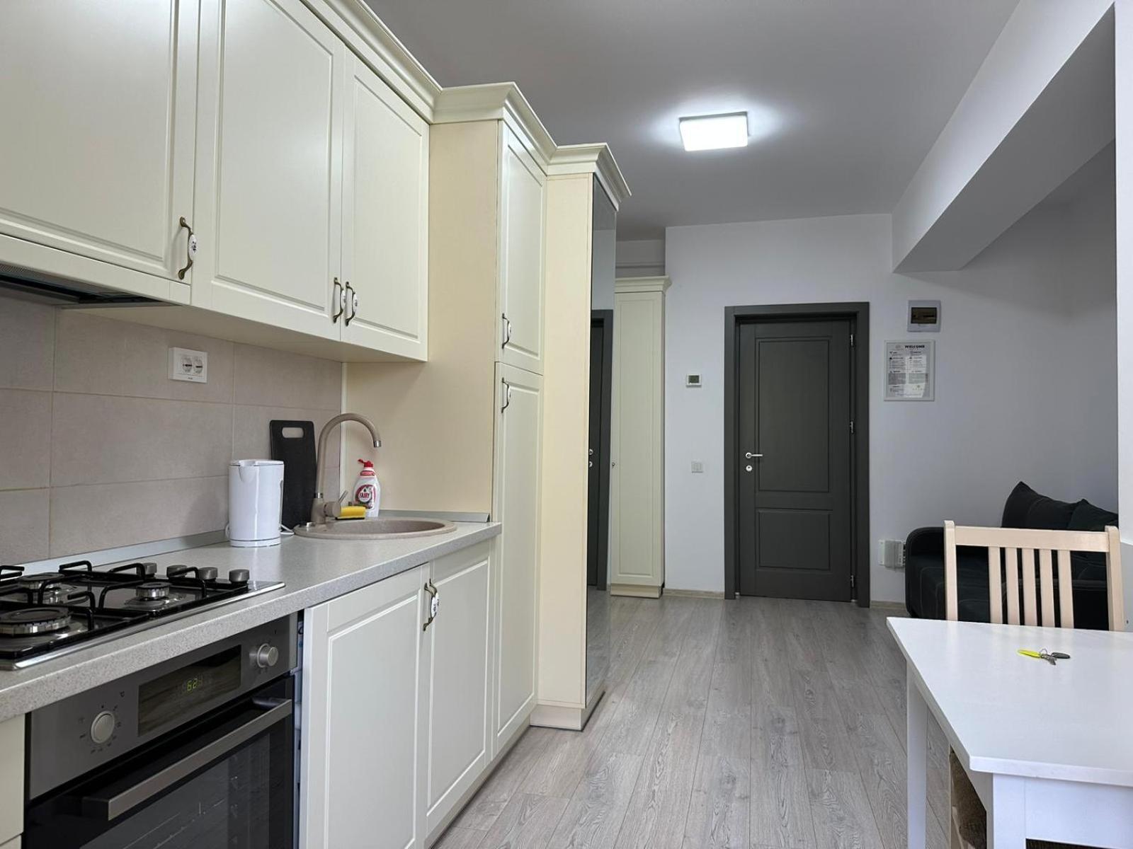 Luxury Lazar Towers Palas Mall Area Iasi Exterior photo